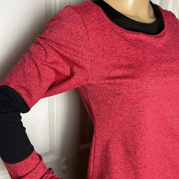 NWT reg 90$ Sofibella long sleeve T Shirt,top.
Colorblock,activewear,Athleisure - Picture 8 of 14